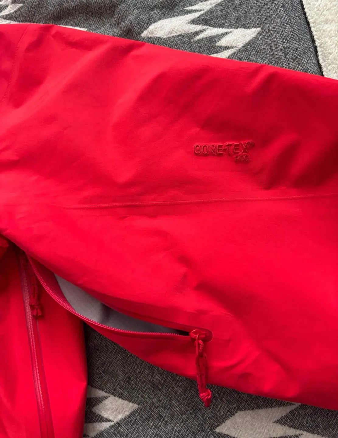 Arc'teryx Beta AR Jacket - Dynasty image indicator(5)