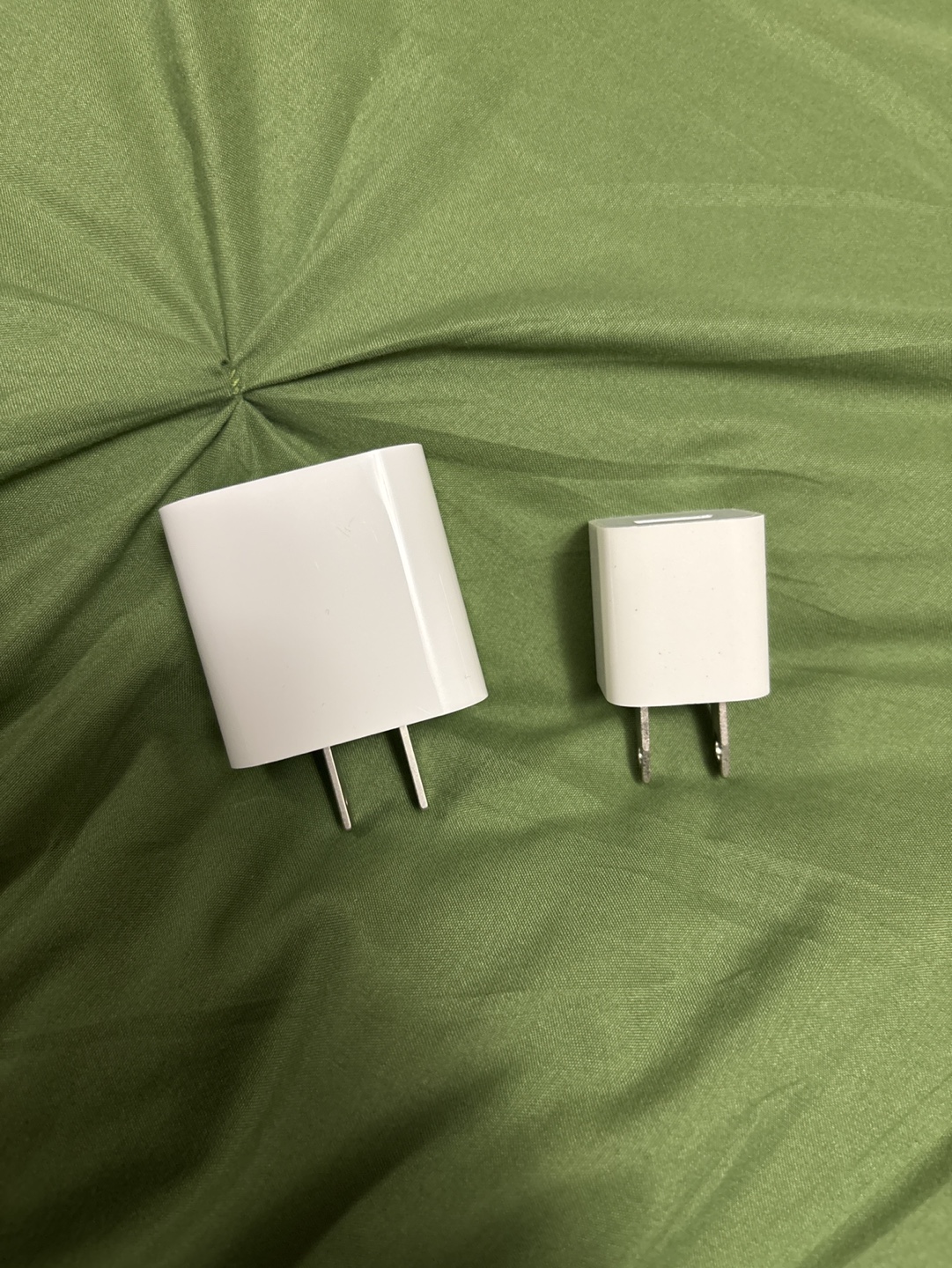Apple USB-C Power Adapter and USB-A Power Adapter - photo 2