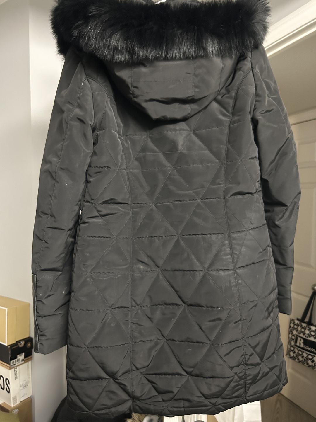 Danier Leather Black Parka with Fur Trim - photo 2