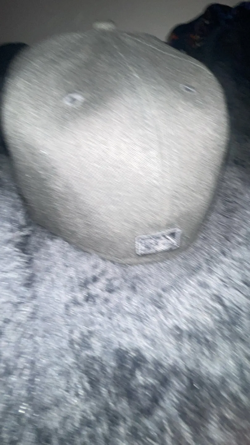 New Era 59Fifty LA Dodgers Fitted Hat - Size 7 1/4 image indicator(2)