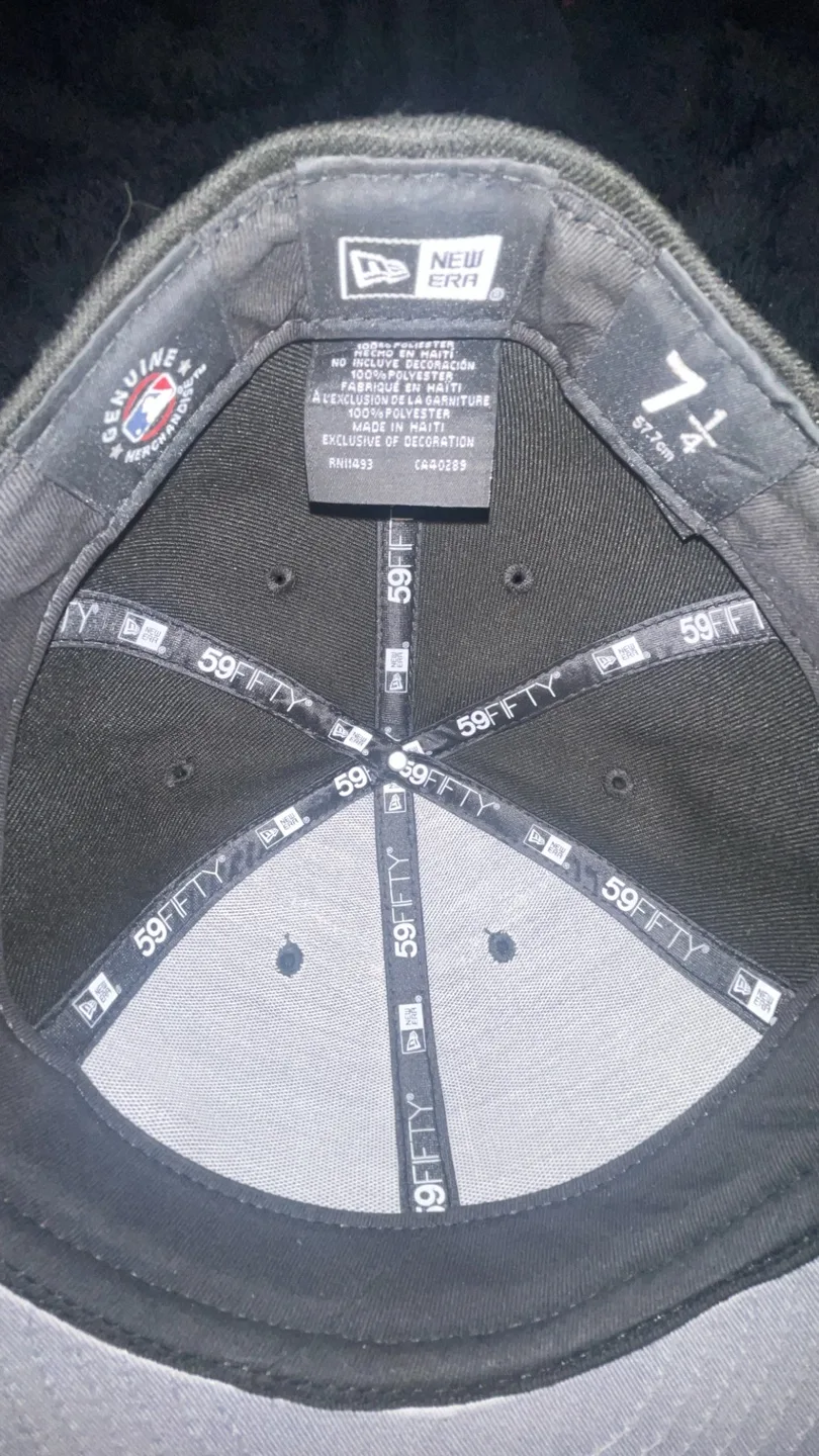 New Era 59Fifty LA Dodgers Fitted Hat - Size 7 1/4 image indicator(5)