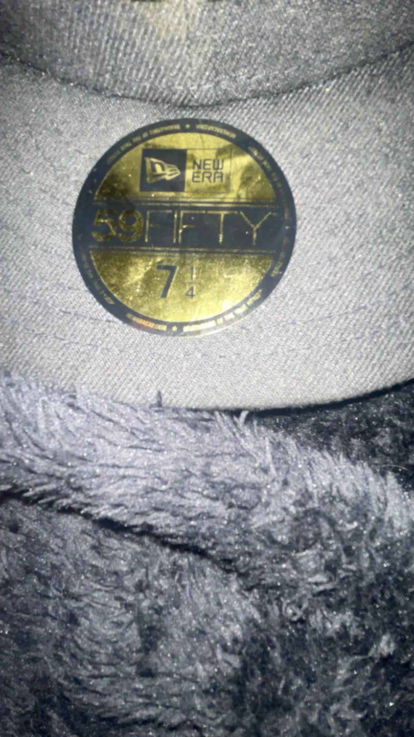 New Era 59Fifty LA Dodgers Fitted Hat - Size 7 1/4 image indicator(3)