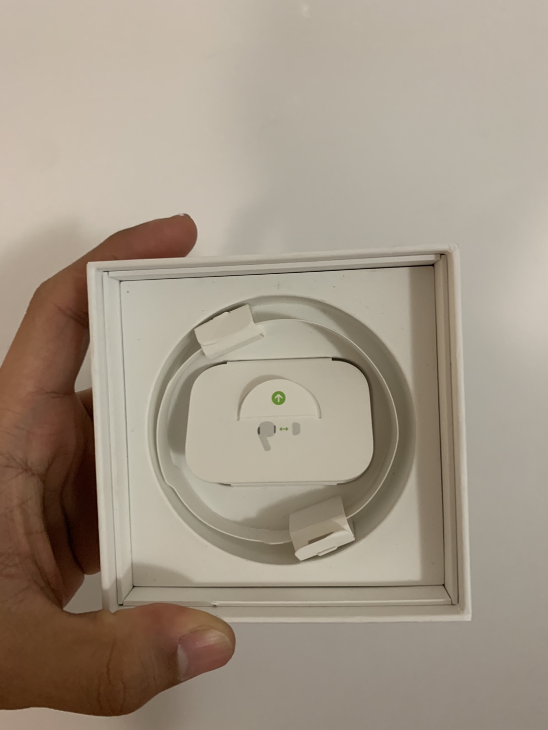 Apple AirPods Pro (2nd Generation) - photo 3