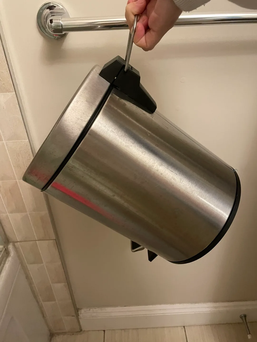 Stainless Steel Step Trash Can image indicator(2)