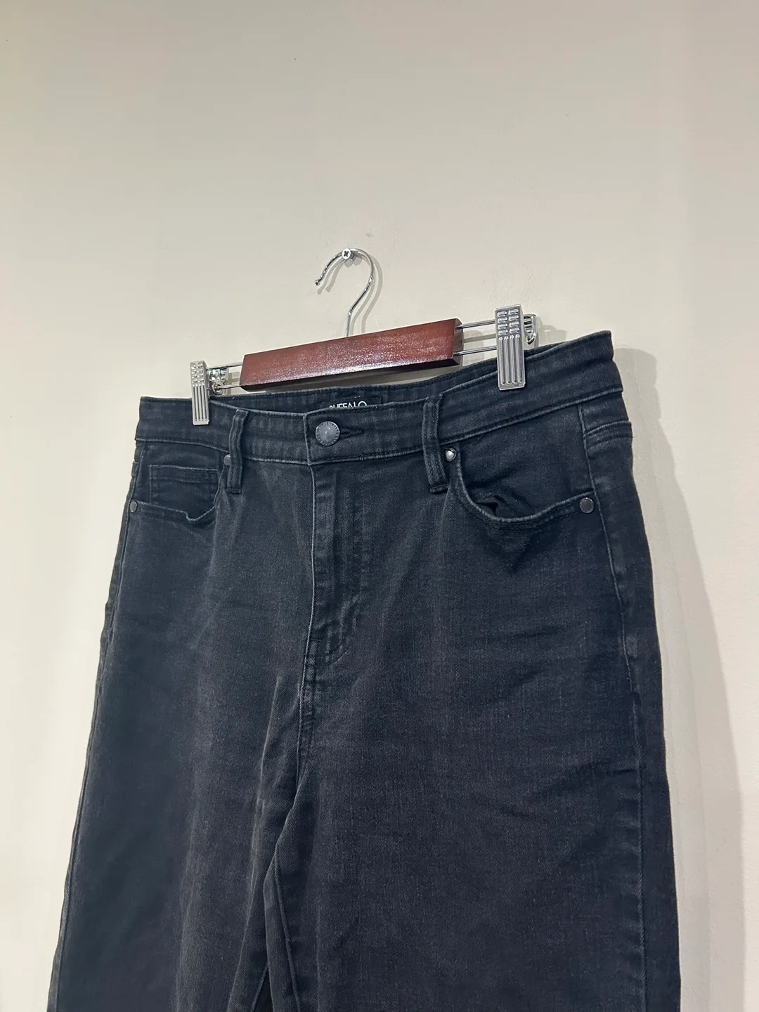 Buffalo Mollie High Rise stretchy skinny Jeans size 8 image indicator(5)