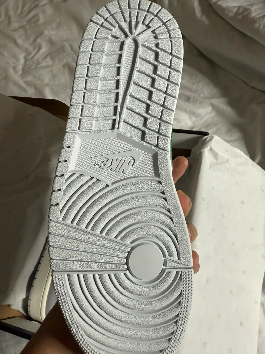 Air Jordan 1 Mid SE Sneakers - Size 10 image indicator(3)