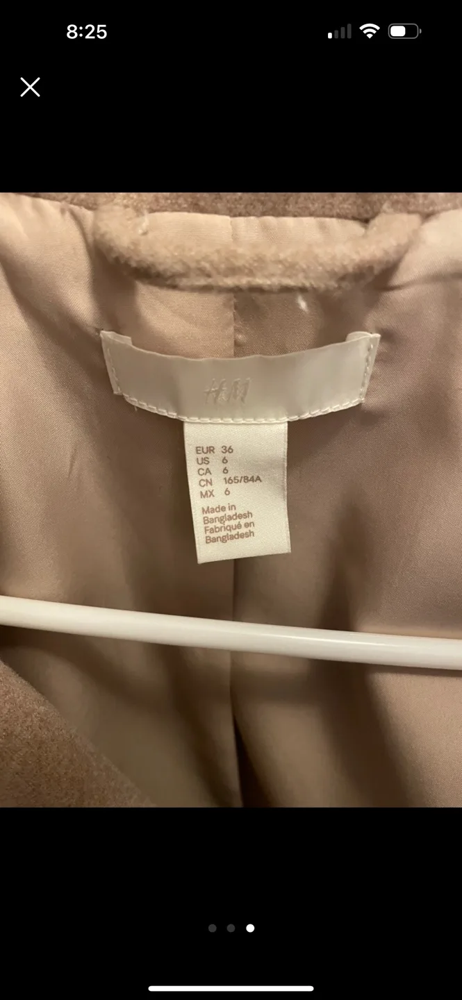 H&M Women's Peacoat, Size 6, Beige image indicator(4)