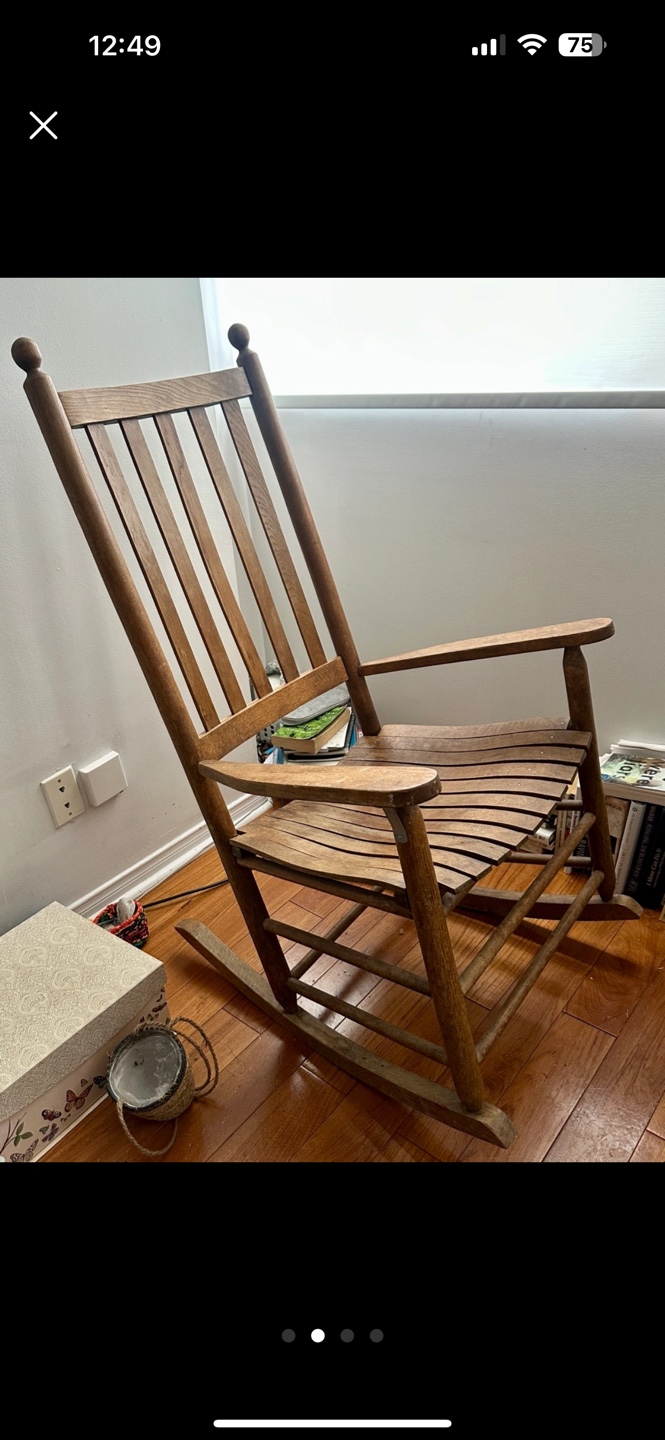 Vintage Wooden Rocking Chair - photo 2
