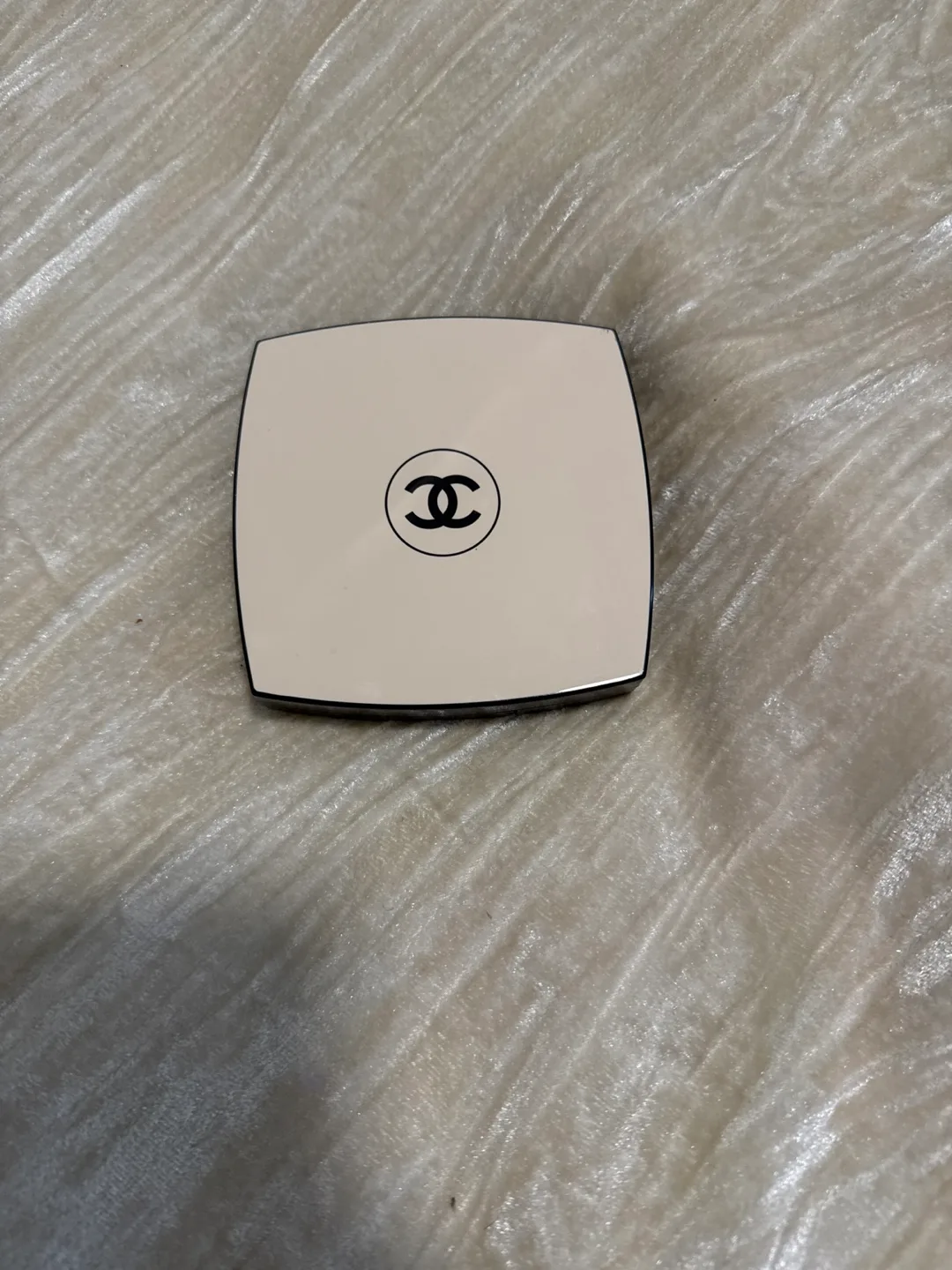 Chanel Les Beiges Healthy Glow Sun-Kissed Powder image indicator(3)