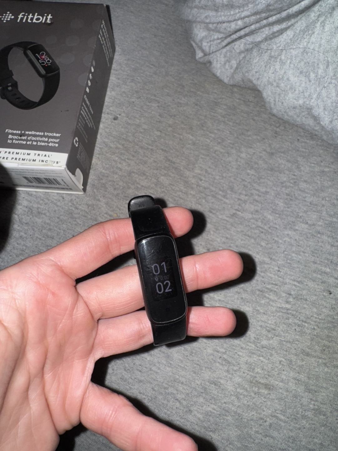 Fitbit Luxe Fitness Tracker - Black - photo 2