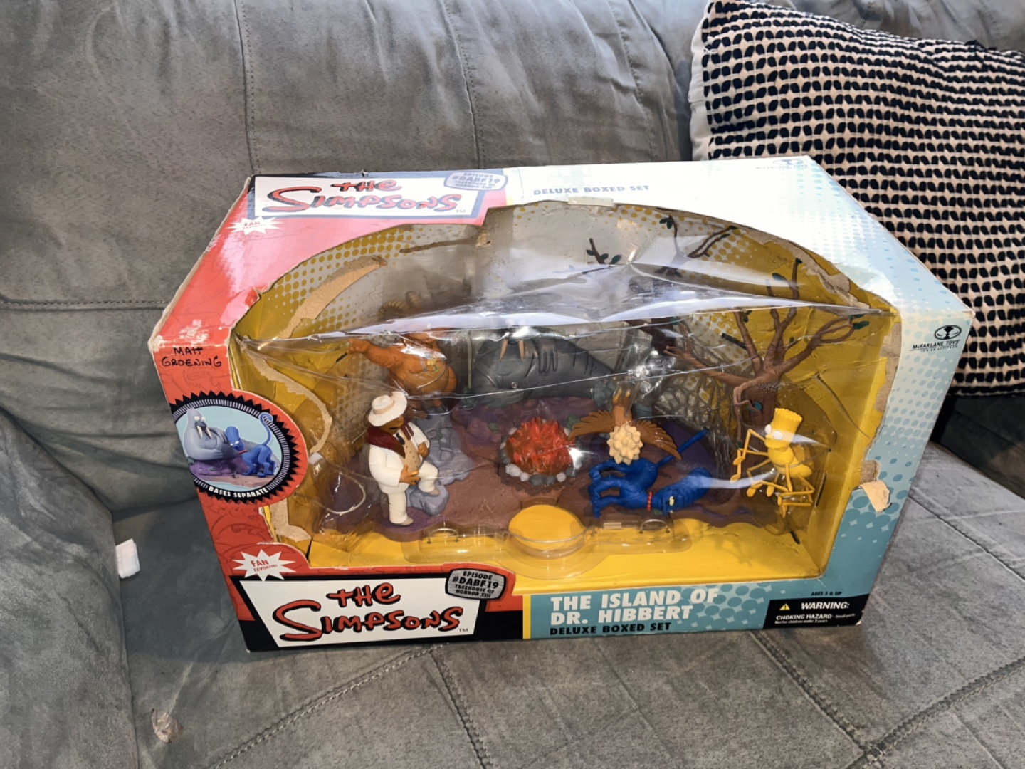 The Simpsons Island of Dr. Hibbert Deluxe Boxed Set