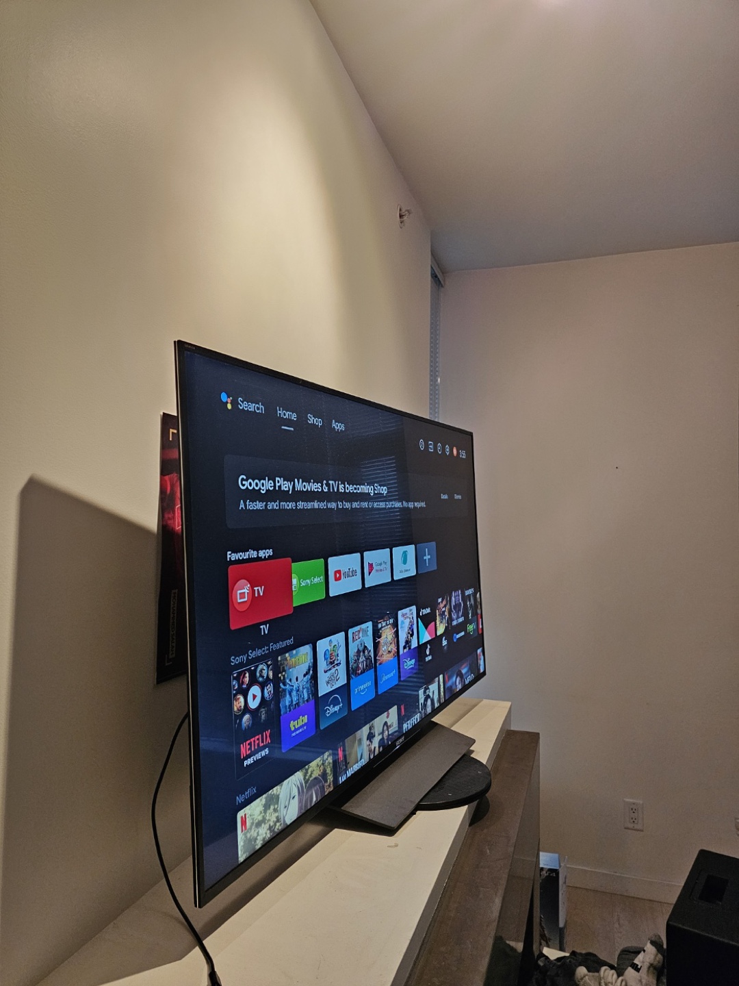 Sony 55-inch 4K Ultra HD Smart TV XBR55X850D - photo 3