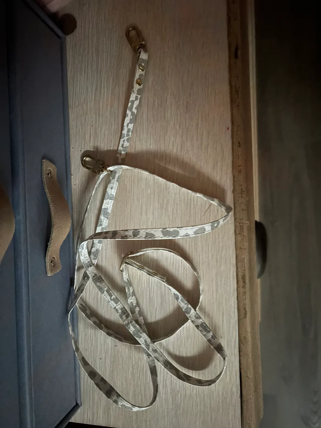 iPhone 13 Pro Max Wallet Phone Case - Grey Leopard Print image indicator(4)