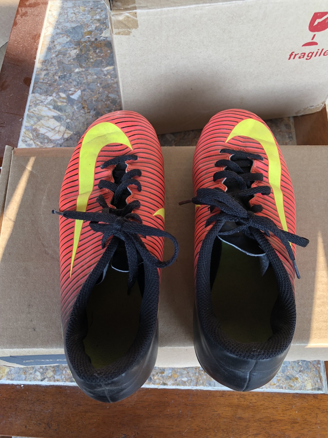 NIKE YOUTH SOCCER CLEATS
