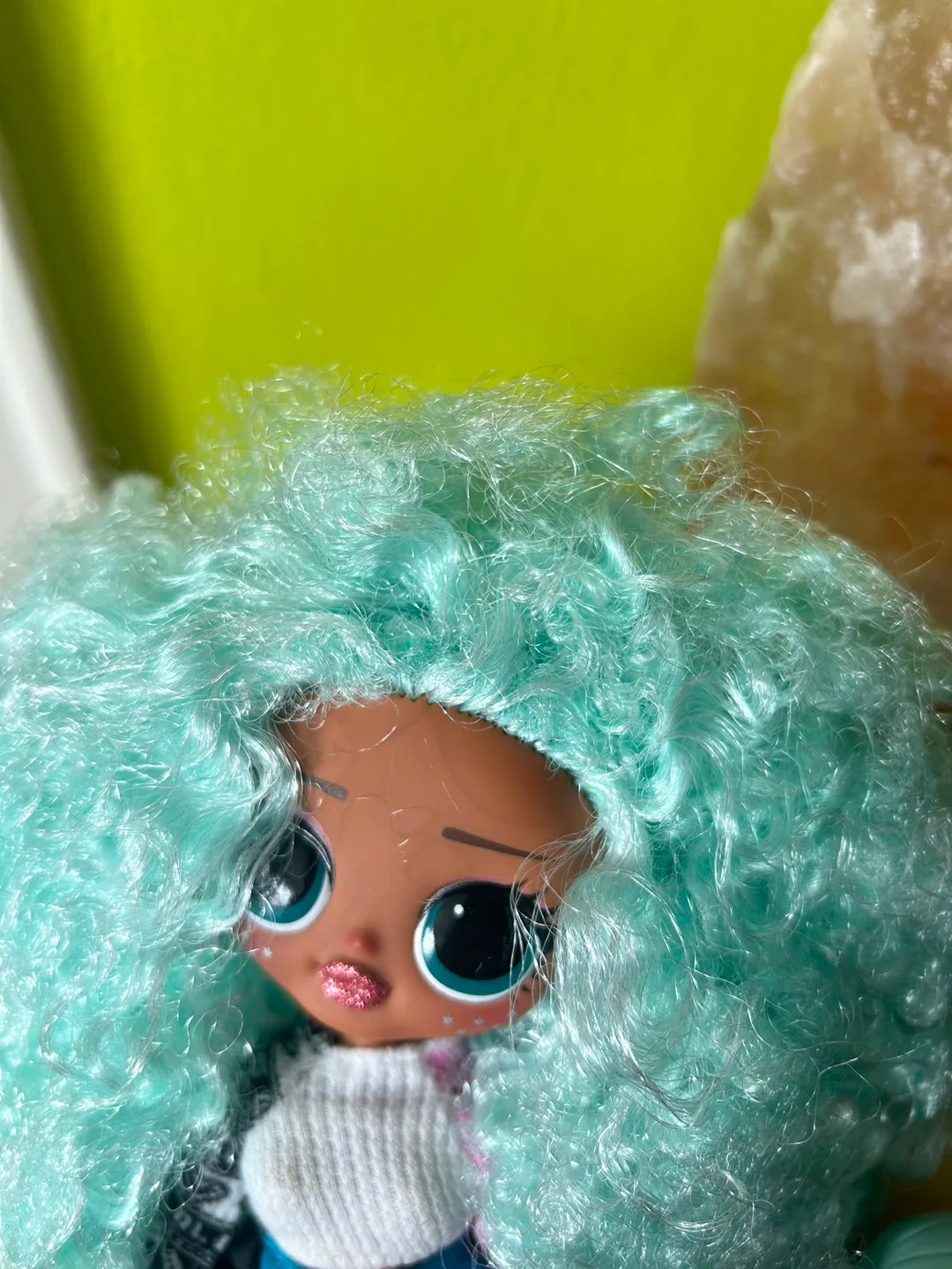 LOL OMG Winter Doll Icy Gurl & Lil Sister Set 2 image indicator(3)