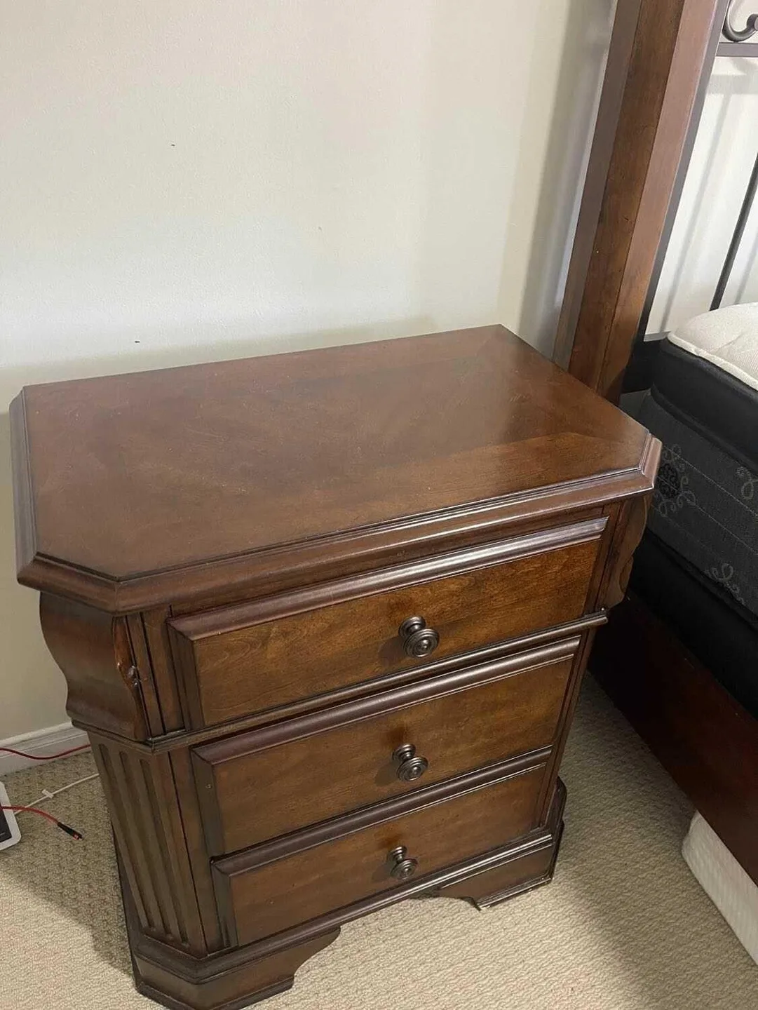 Ashley Queen Size Bed - Metal and Wood Frame image indicator(4)