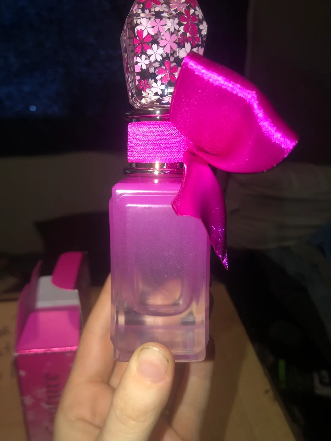 Juicy Couture Viva La Juicy Petals Please Eau de Parfum Spray image indicator(3)