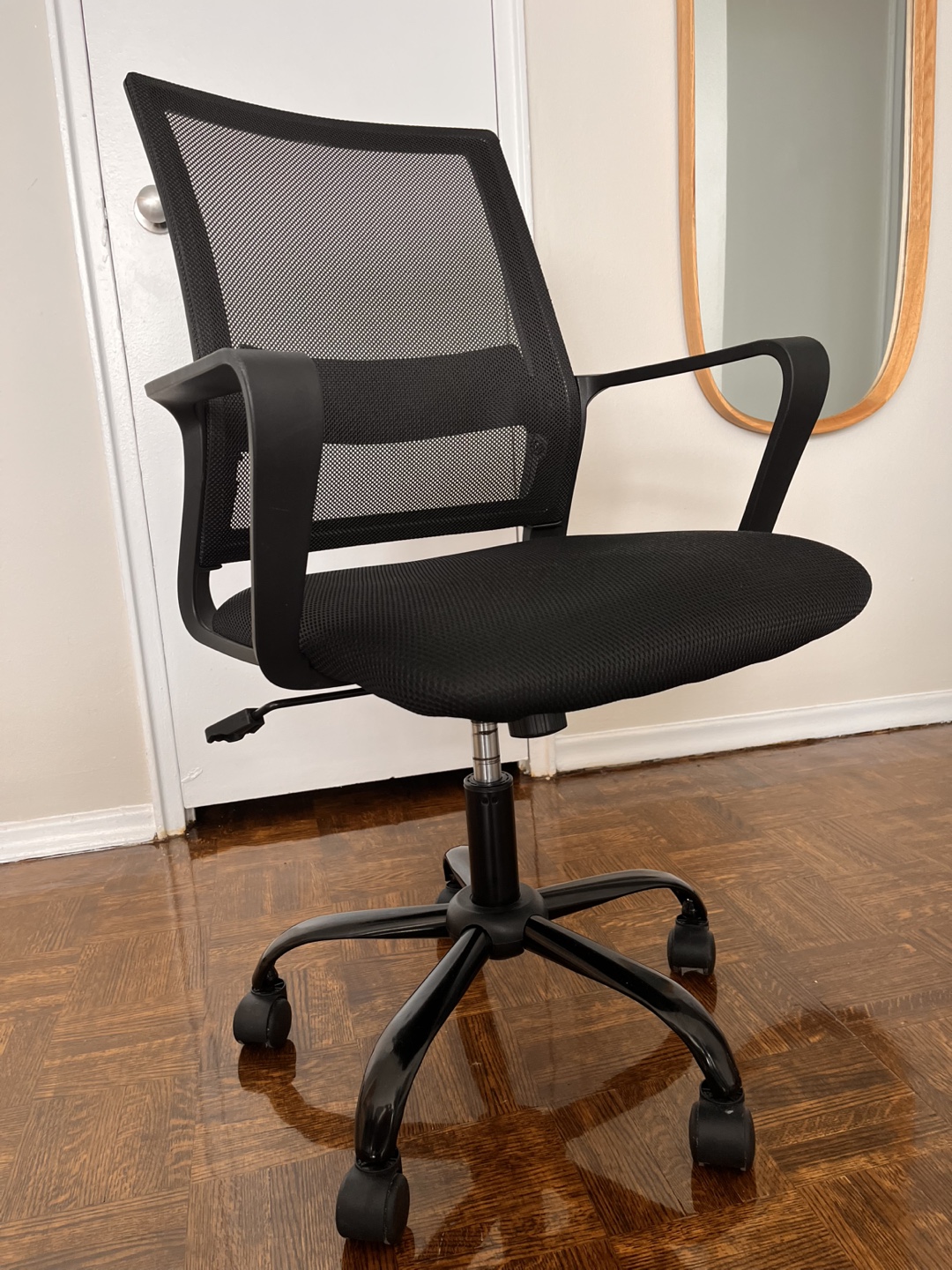 Black Mesh Office Chair with Adjustable Height
