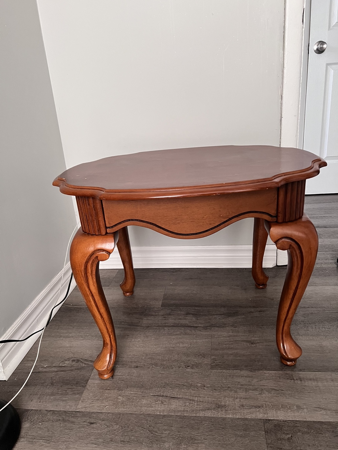 Vintage Wooden End Table - photo 3