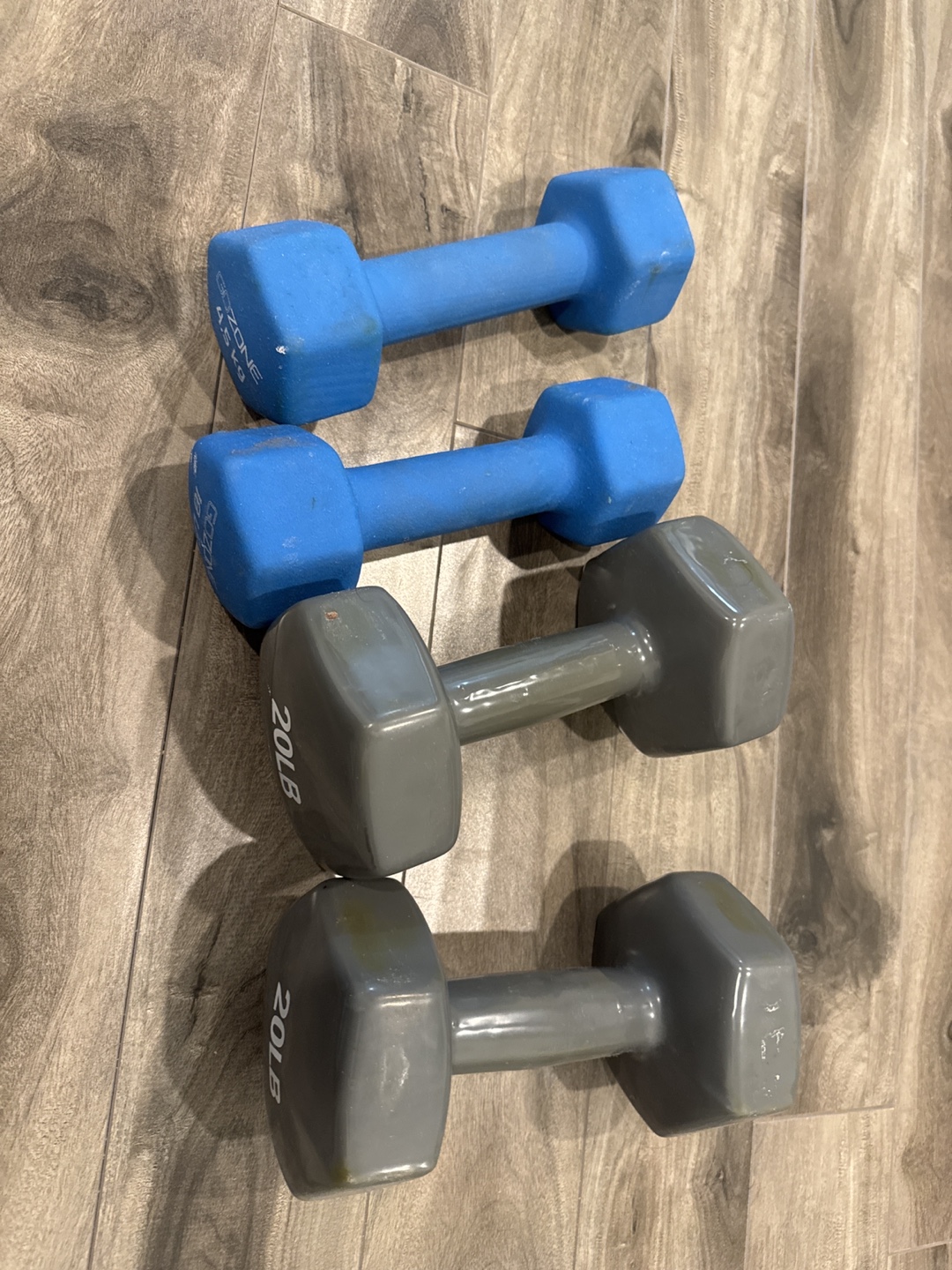 4 GoZone Dumbbells - 2 x 10lb & 2 x 20lb - photo 2
