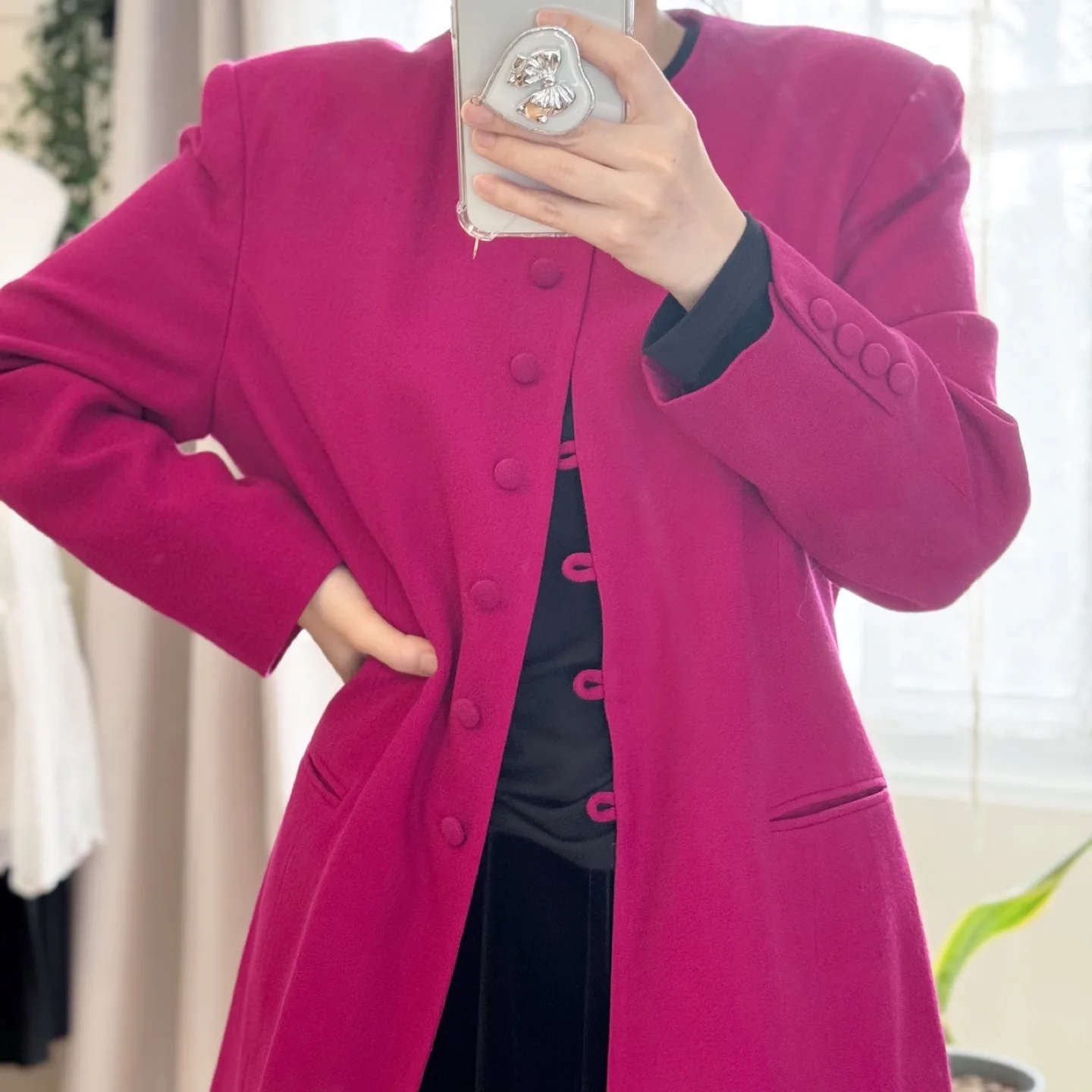 Vintage 100% Pure Virgin Wool Deep Pink Blazer image indicator(10)