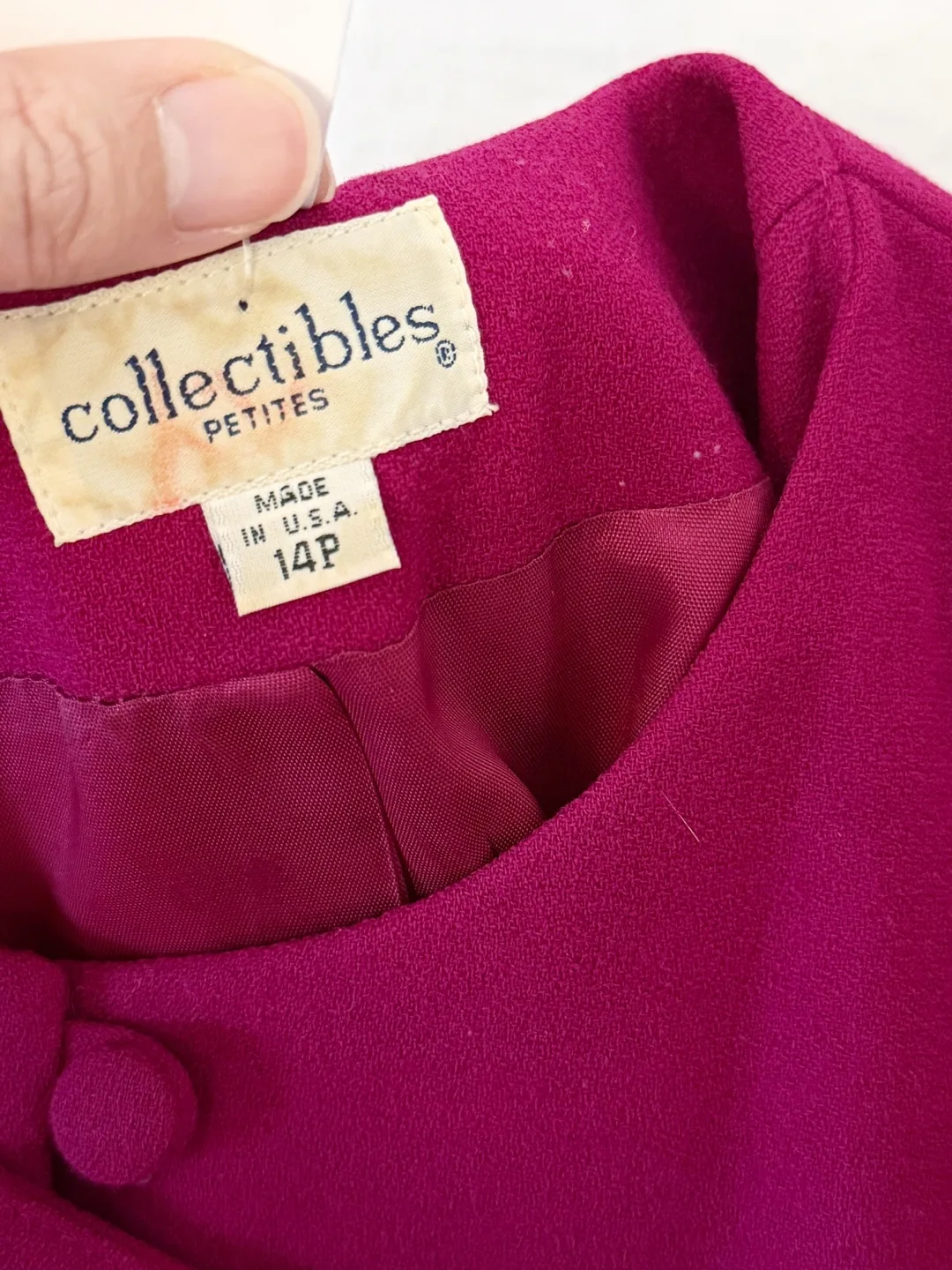 Vintage 100% Pure Virgin Wool Deep Pink Blazer image indicator(8)