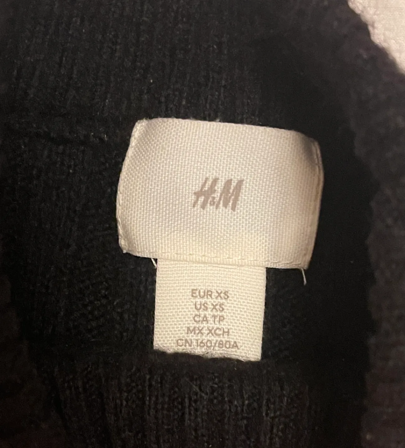 Striped Sweater image indicator(3)