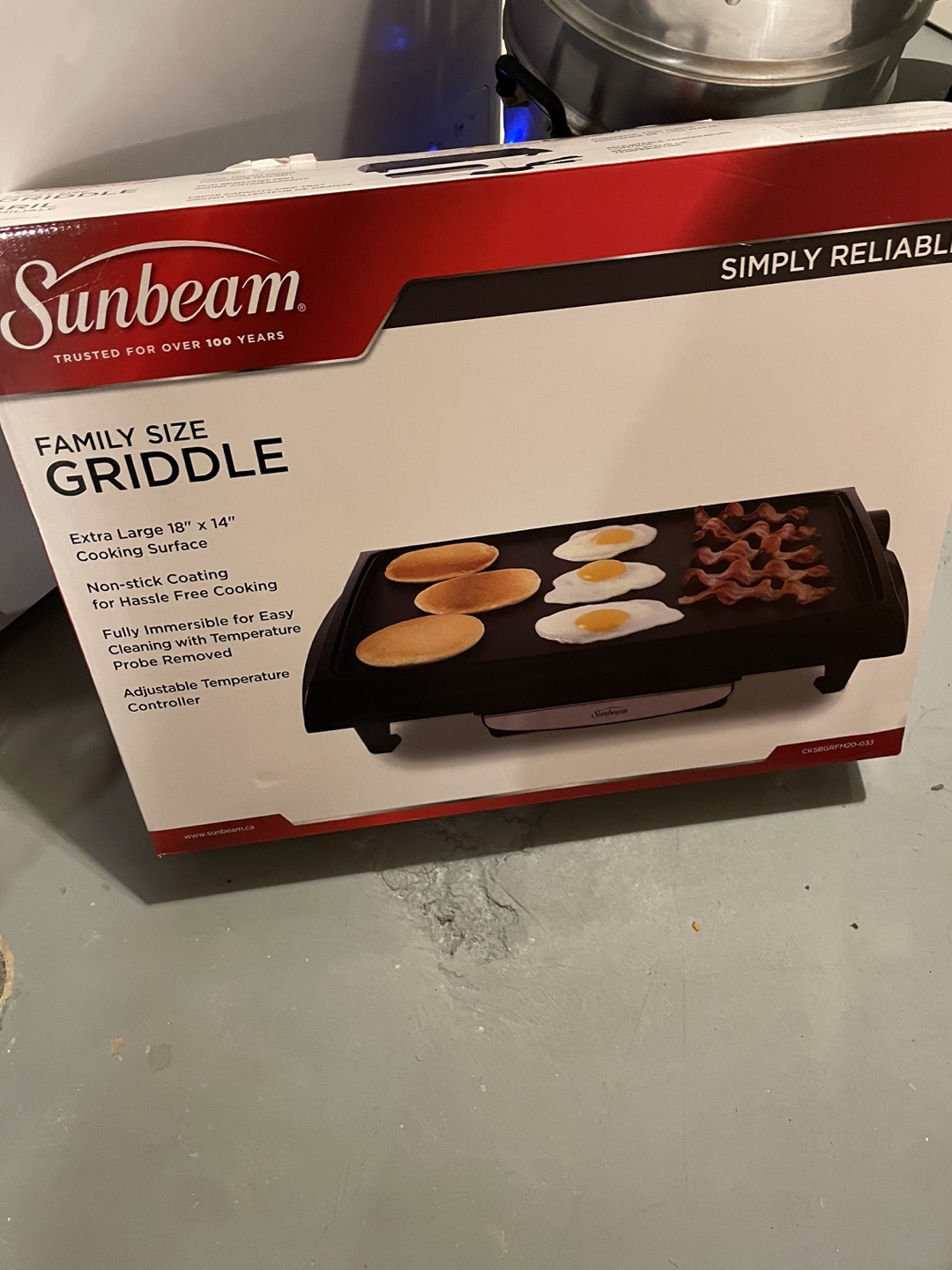 Sunbeam Family Size Griddle - New in Box