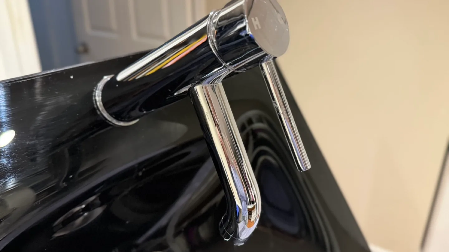 Black Glass Vessel Sink with Chrome Faucet image indicator(4)