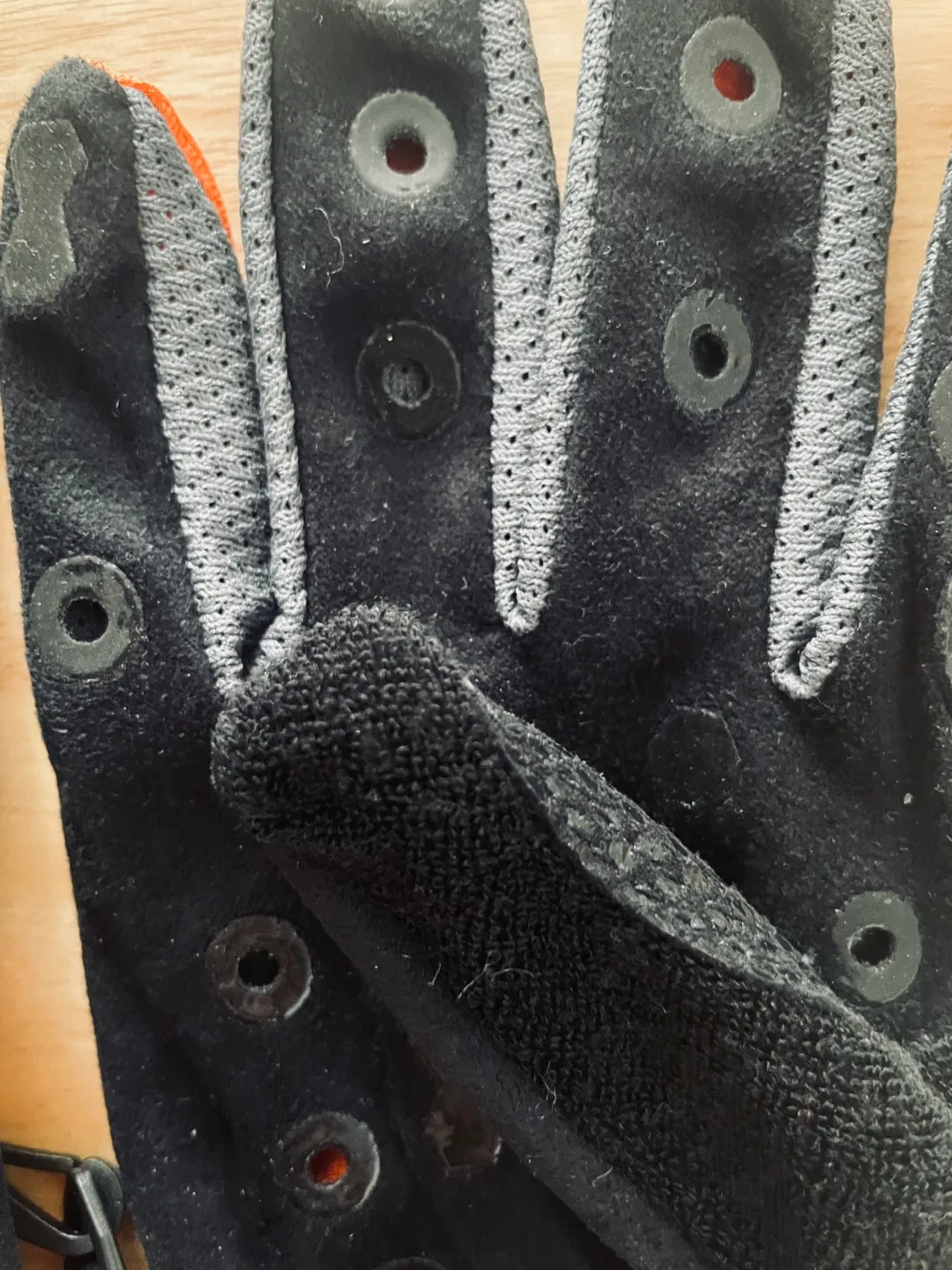 New! Sun Glove riding gloves image indicator(2)