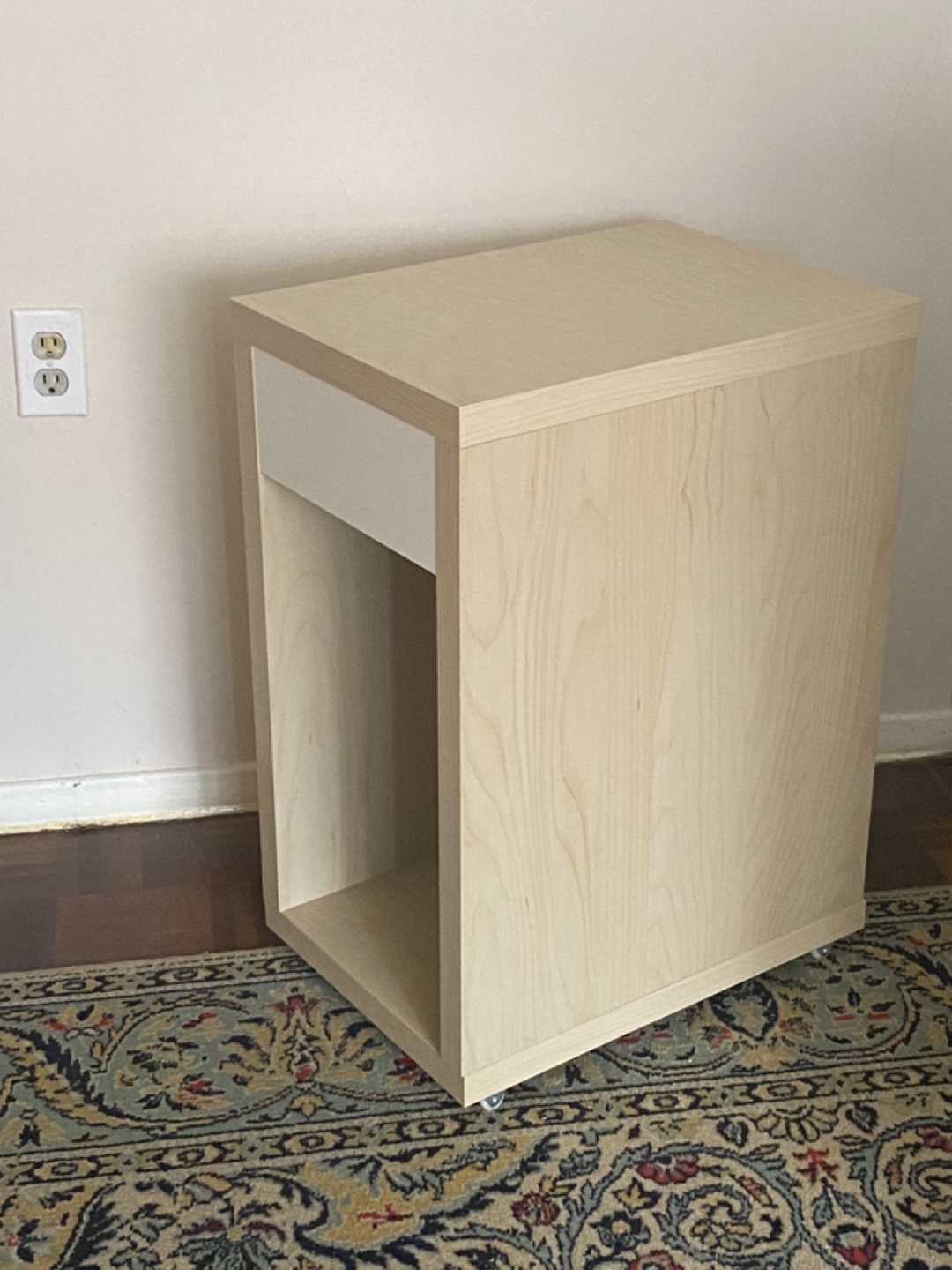[Move-Out Sale] Small rolling cabinet with drawer - photo 3