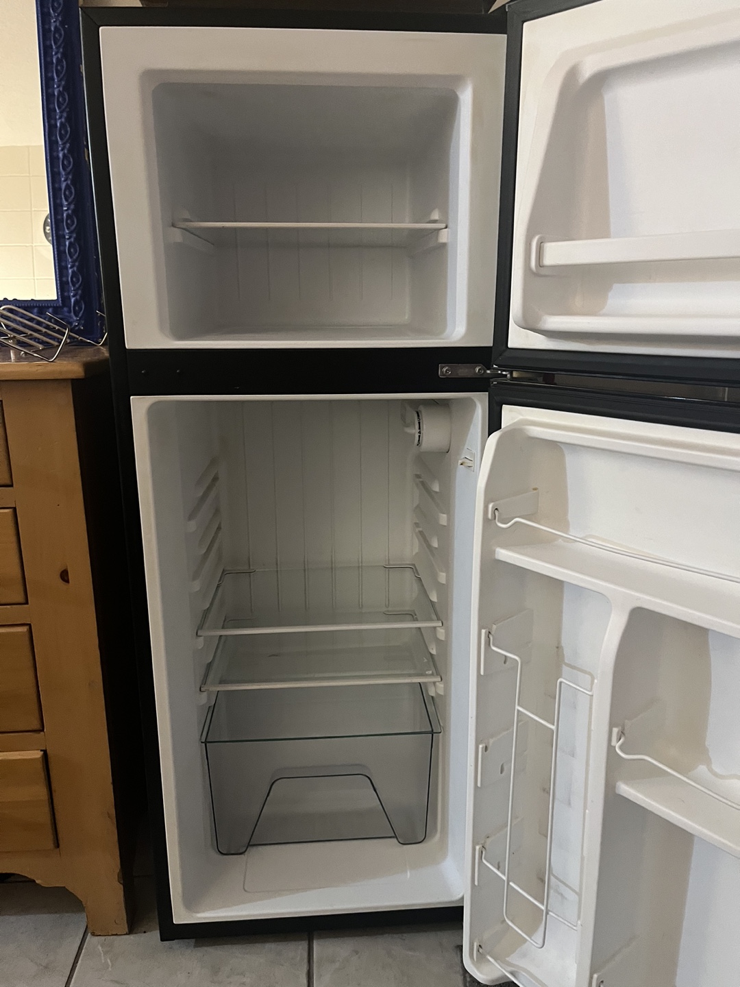 Whirlpool Mini Fridge - Stainless Steel - photo 2