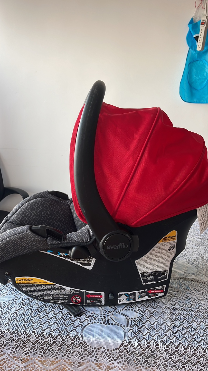 Evenflo Embrace Infant Car Seat - Red