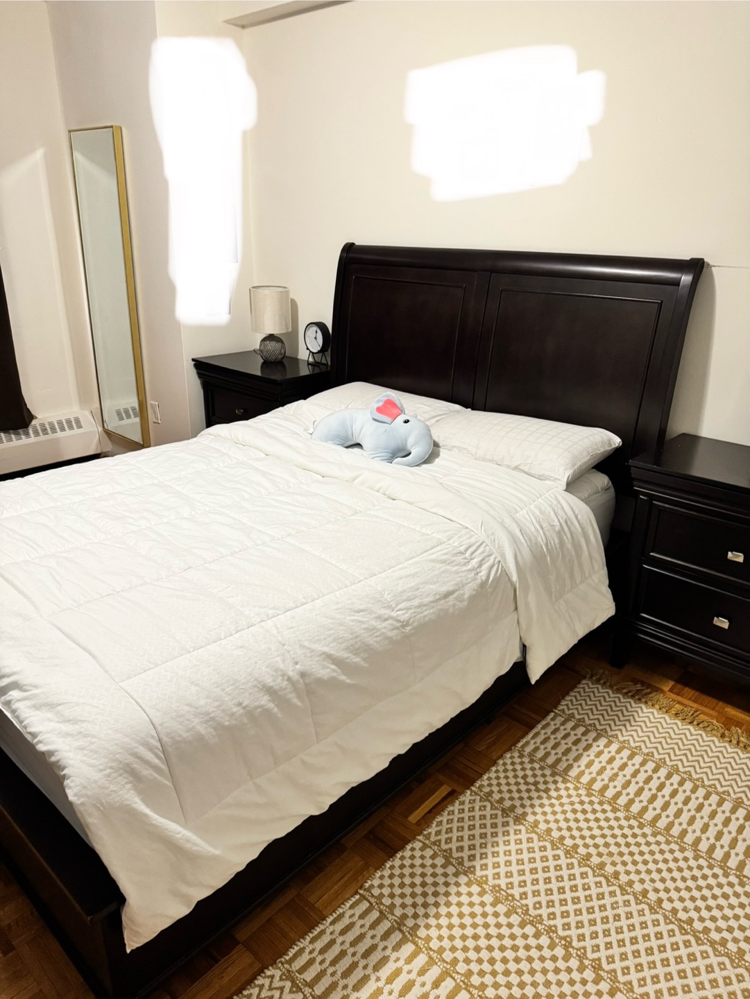 Dark Brown Bedroom Set - Queen Sized