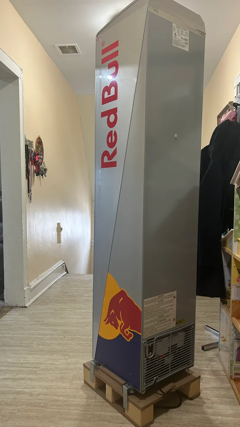 Red Bull Branded Commercial Refrigerator image indicator(2)