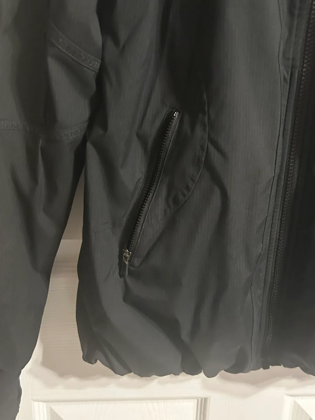 Lululemon Athletica Size 10 Black Jacket image indicator(3)
