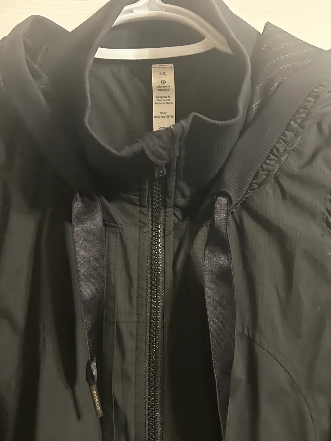 Lululemon Athletica Size 10 Black Jacket image indicator(2)