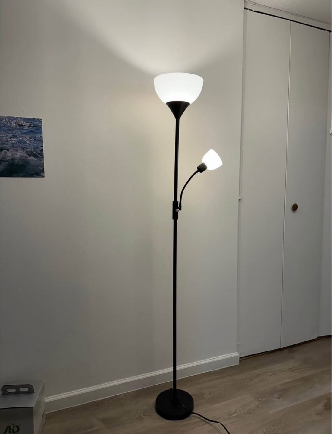 Floor lamp
