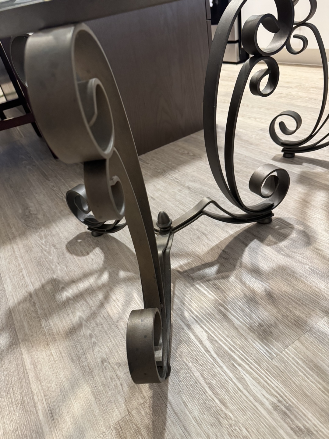 Pair of Ornate Glass-Top Side Tables - photo 2