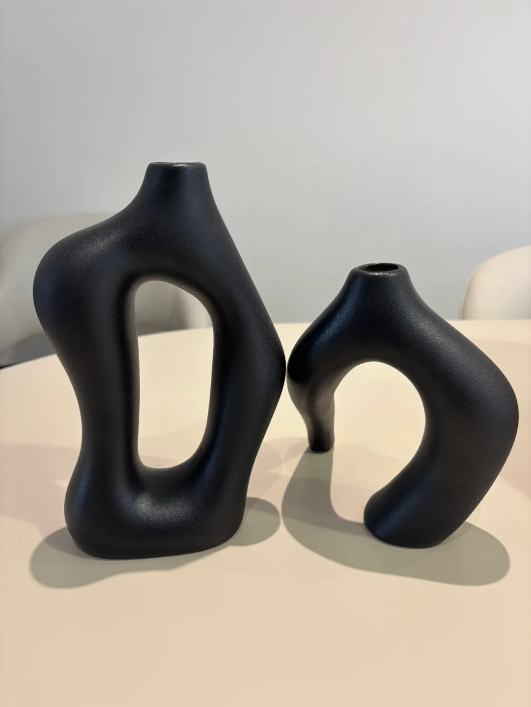 Handmade Black Ceramic Vase Set - Modern Decor image indicator(3)