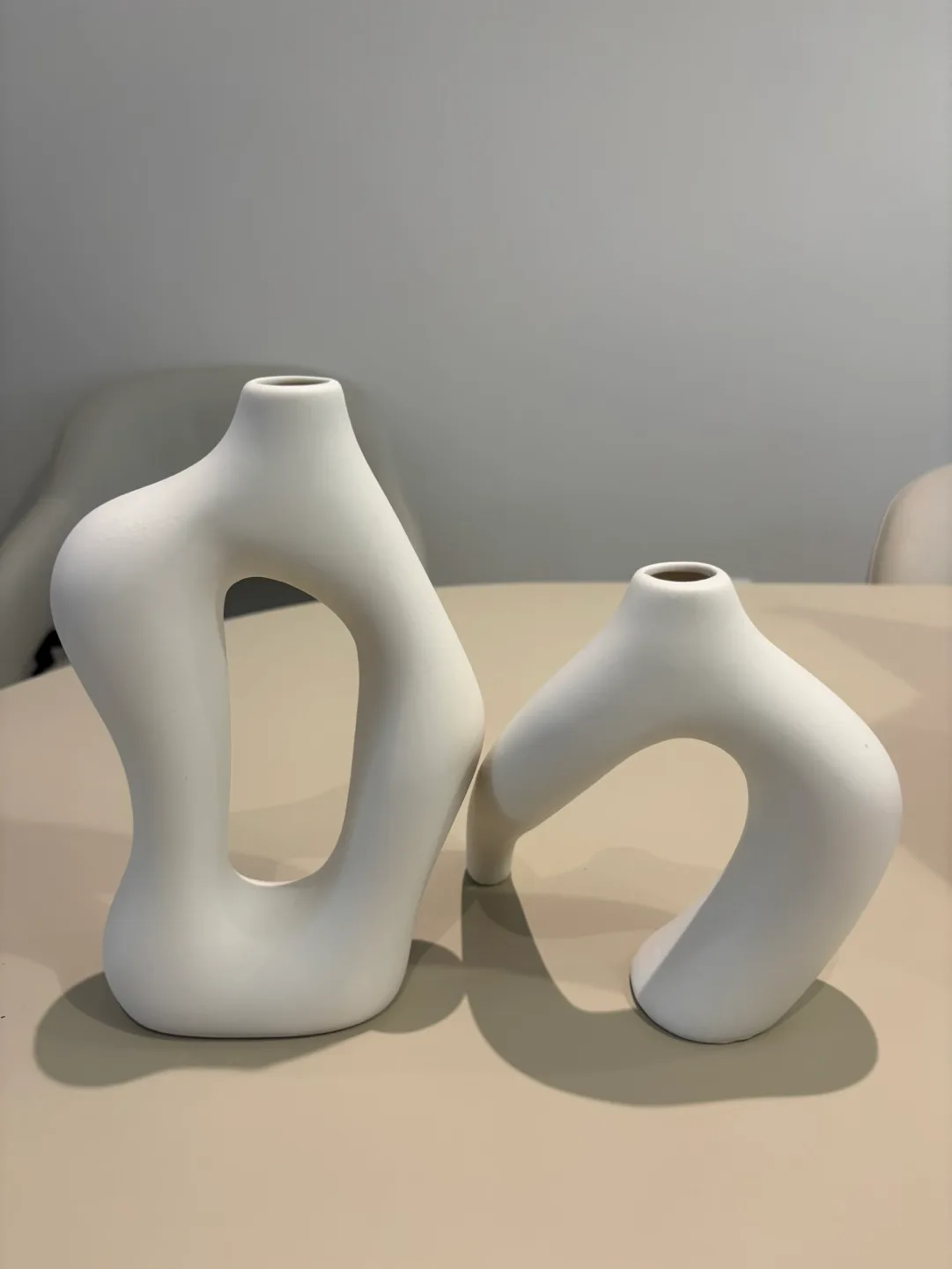 Handmade White Ceramic Vase Set - Modern Decor image indicator(3)