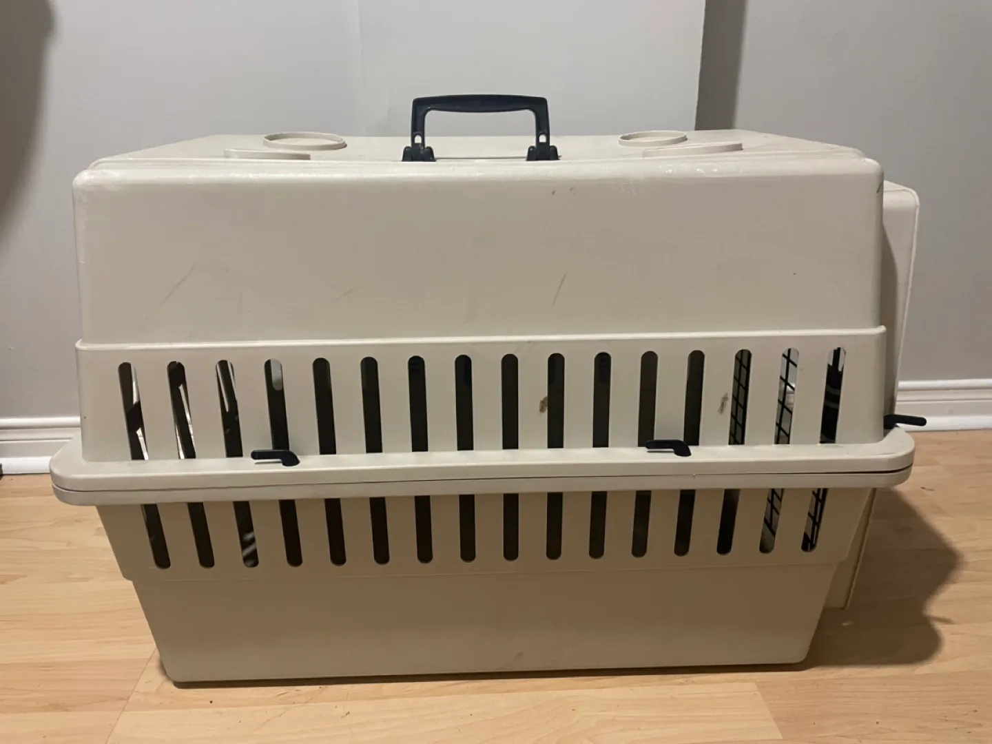 Pet Carrier Airline Approved image indicator(2)