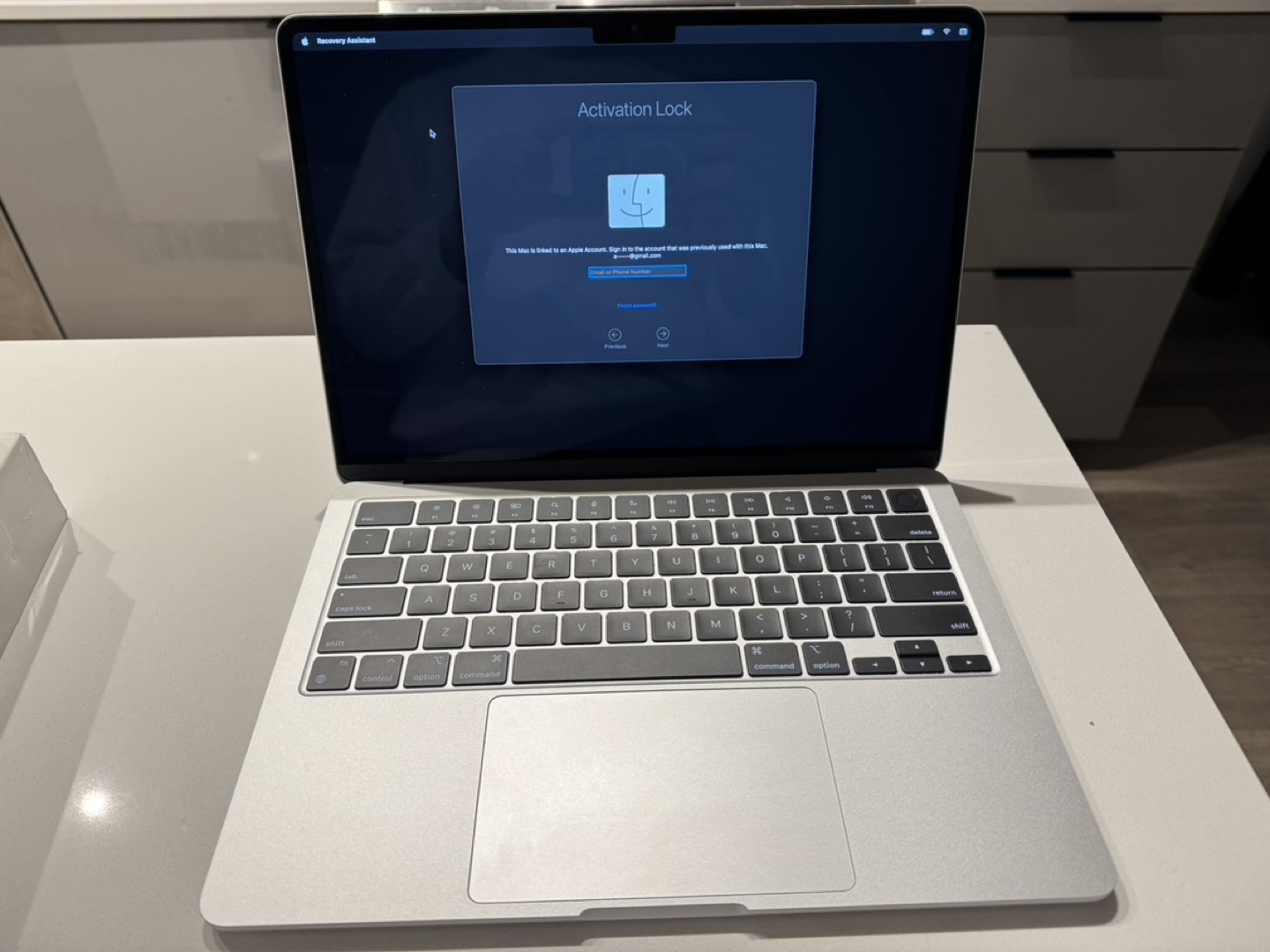 MacBook Air M2 for parts/repair - photo 2