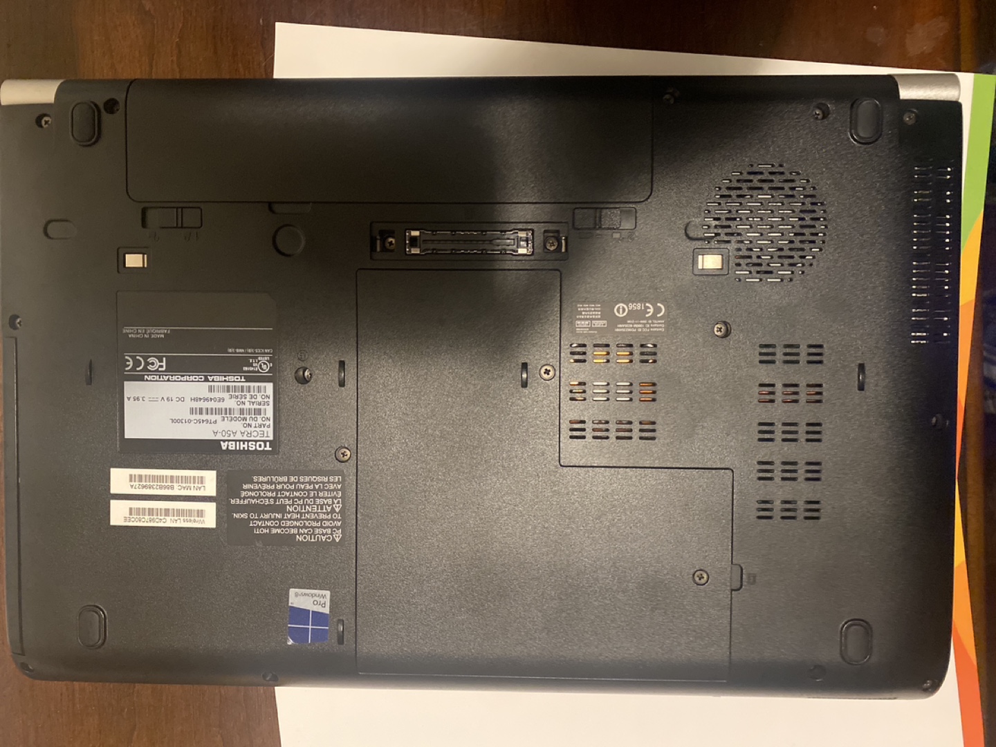 Toshiba Laptop windows 10 with usb docking station - photo 2