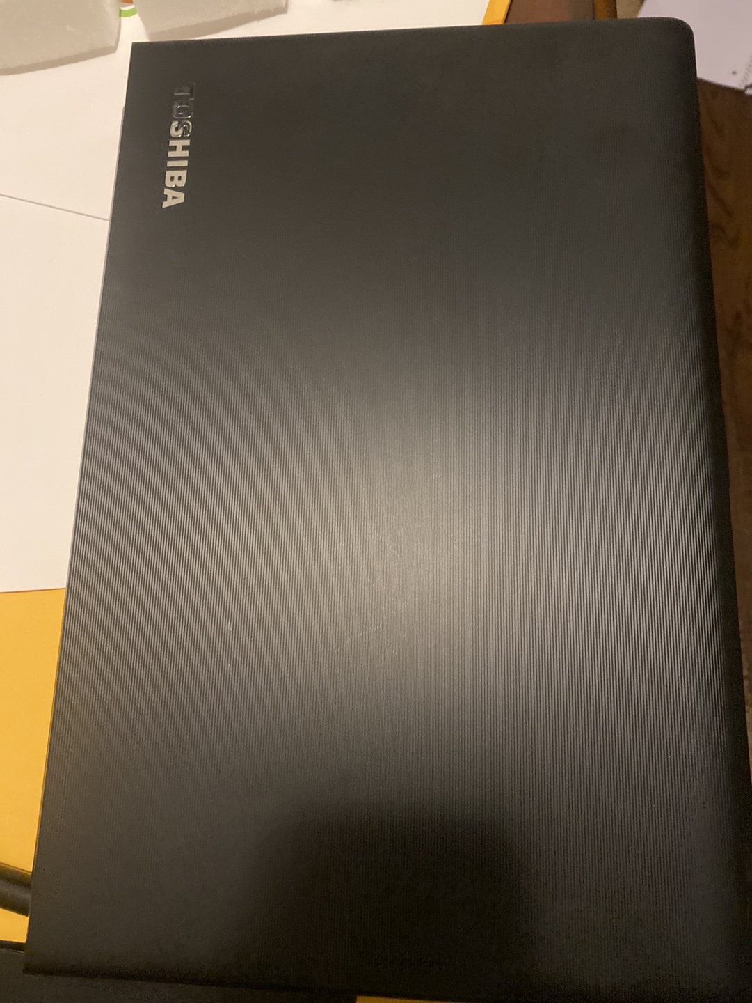 Toshiba Laptop windows 10 with usb docking station - photo 3