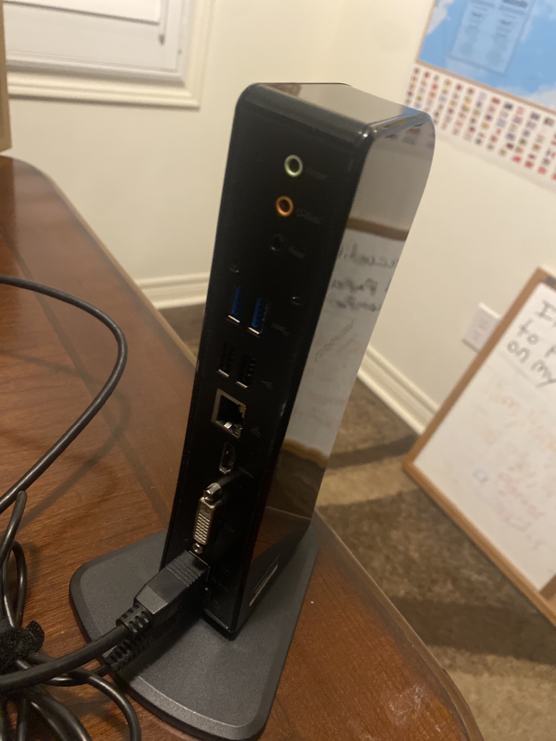 Toshiba Laptop windows 10 with usb docking station - photo 5