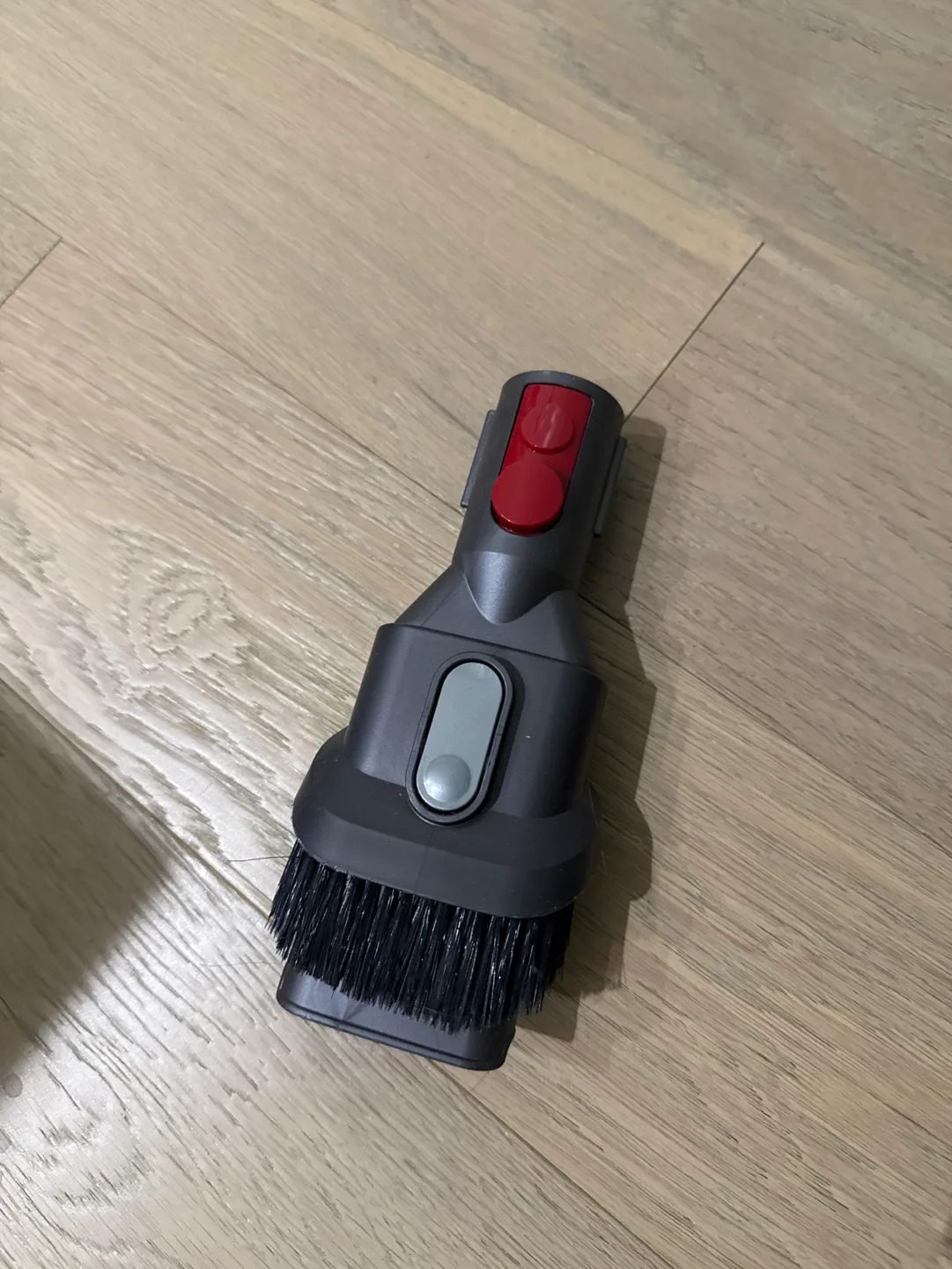 Dyson V10 Fluffy and other attachments image indicator(5)