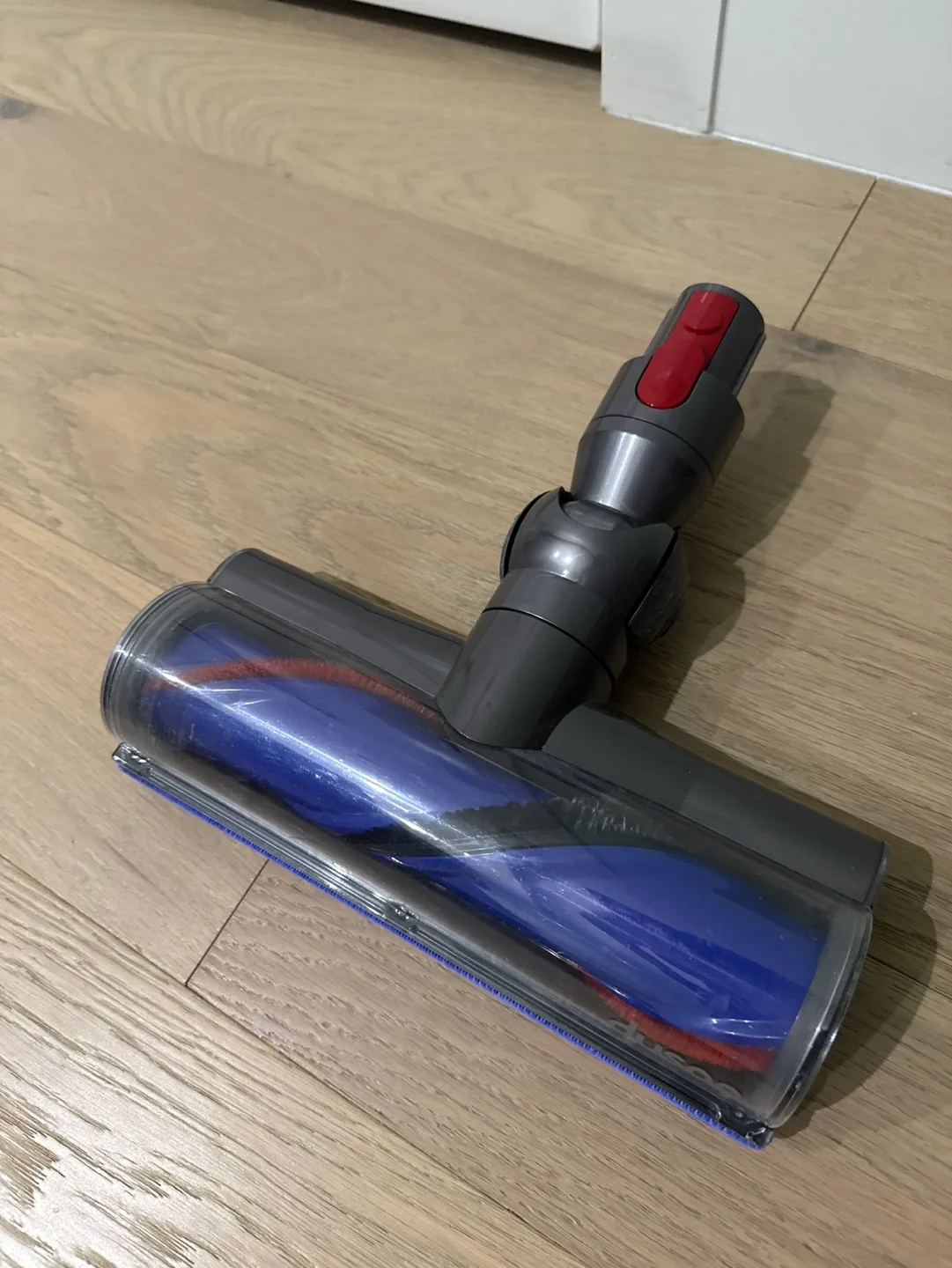 Dyson V10 Fluffy and other attachments image indicator(3)