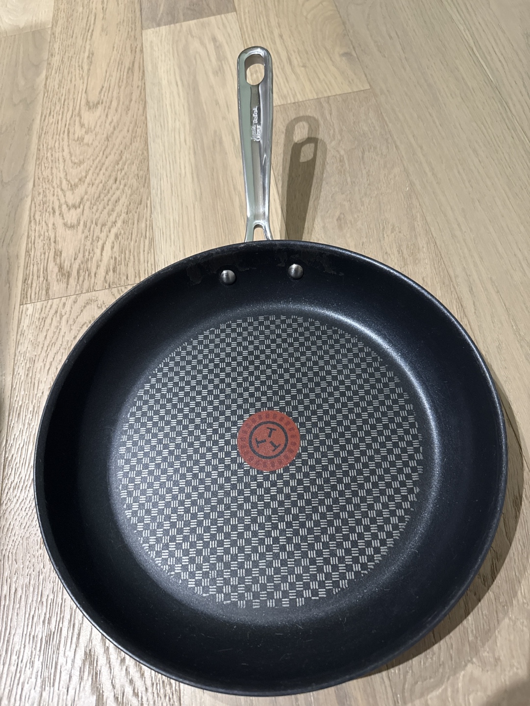 Set of four T-fal frying pans - photo 3