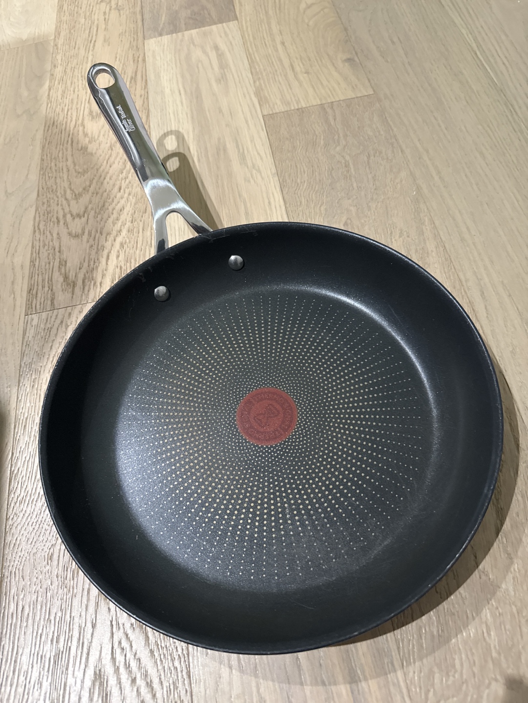 Set of four T-fal frying pans - photo 4